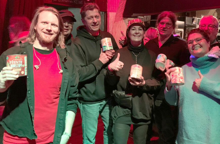 Vorstand rockte im „Metal-Can-Charity“-Konzert
