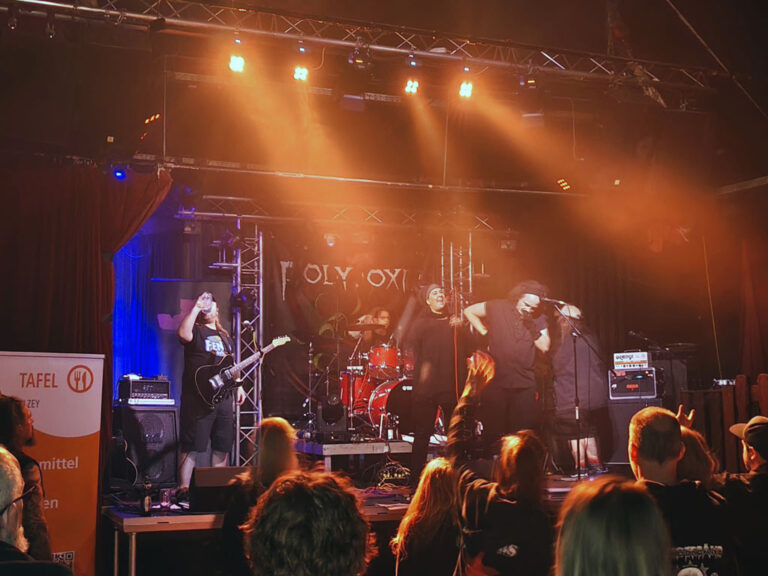 Mehr über den Artikel erfahren 150 Konservendosen für die TAFEL