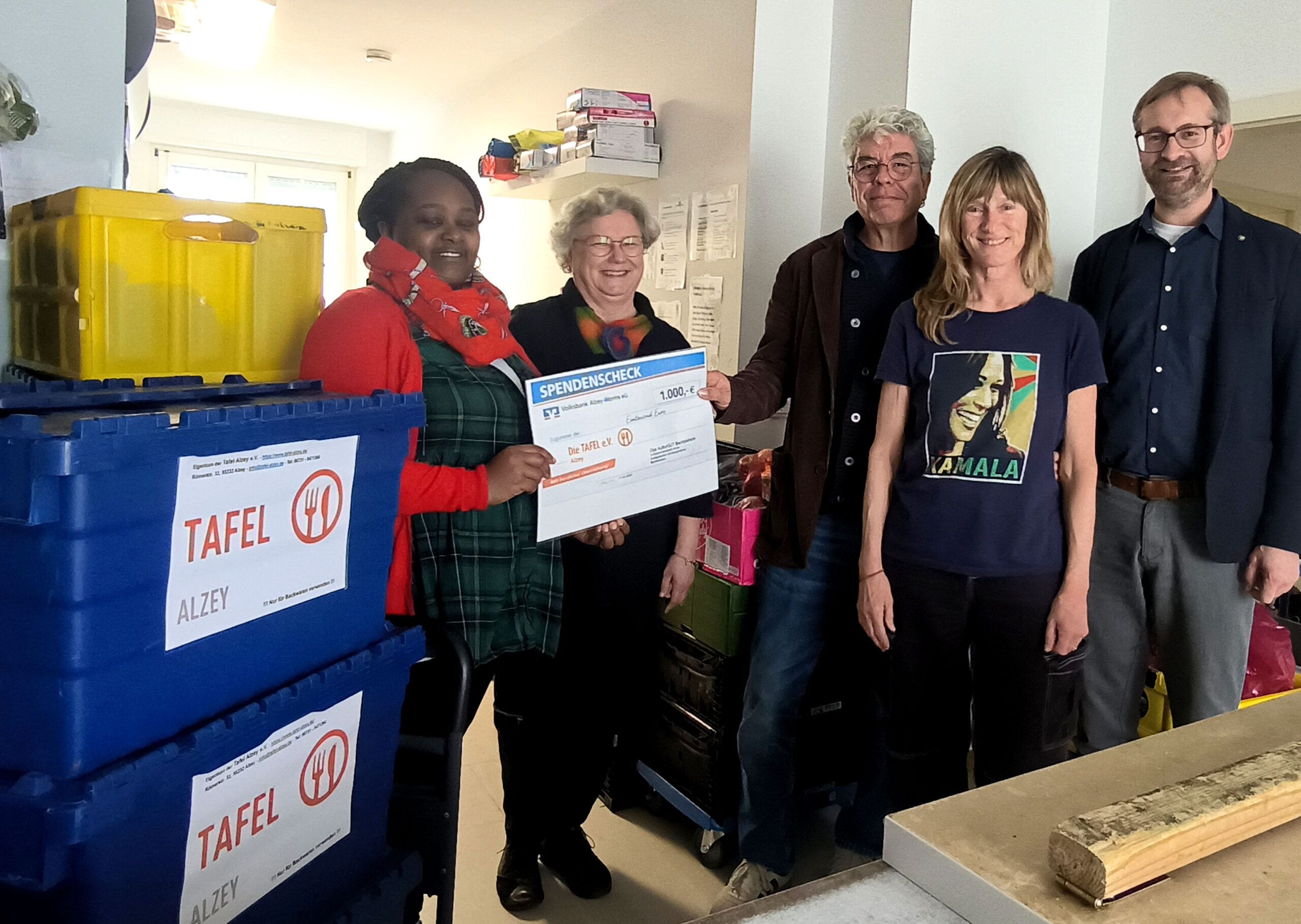 Du betrachtest gerade KulturGUT und Evangelische Kirchengemeinde Bechtolsheim unterstützen die TAFEL in Alzey mit einer Spendenaktion